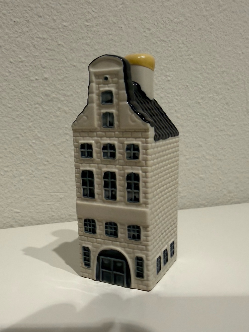 KLM Bols #42 Ceramic Dutch House